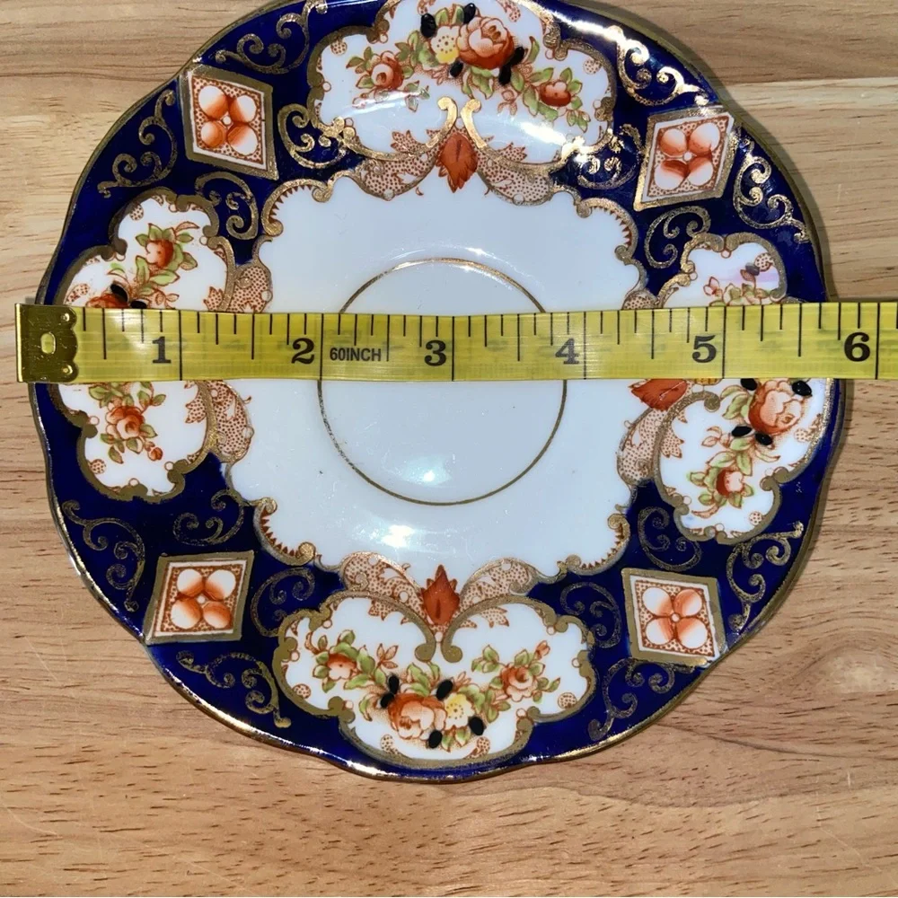 Vintage Royal Albert Crown China Heirloom Trio Tea Cup Saucer Square Plate